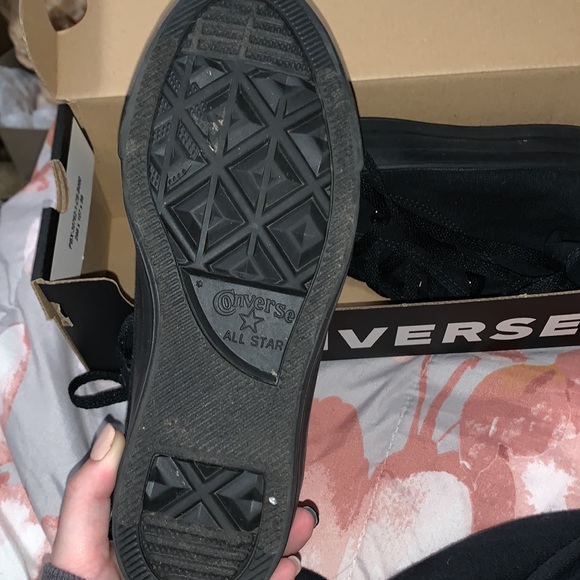 ALL BLACK CONVERSE🖤 - Picture 4 of 4